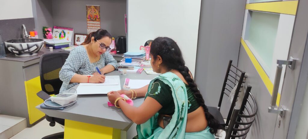 Female Gynecologist In Indore